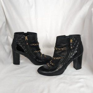 Chanel Chain Ankle Boot size 39